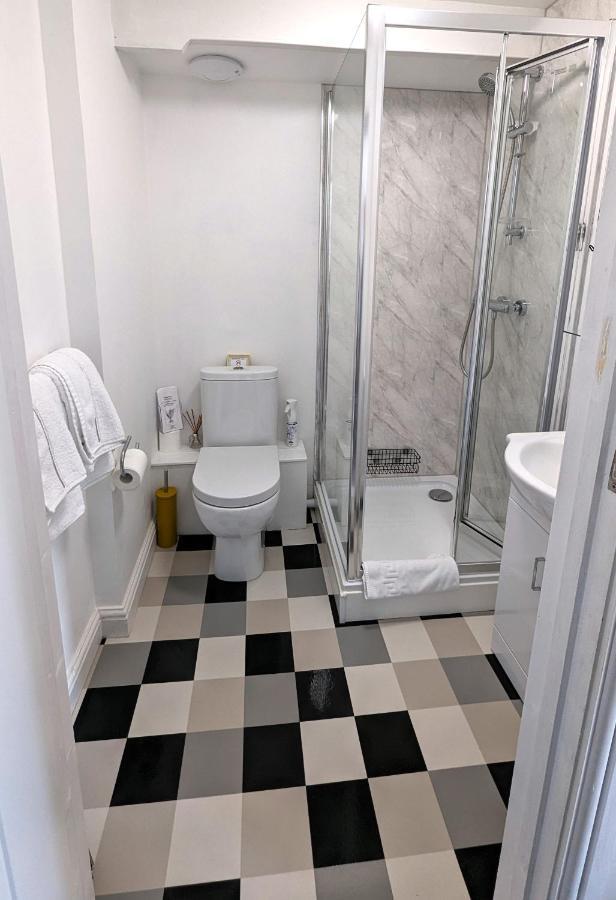 Britannia House Vintage B&B Cornwall Helston Room photo